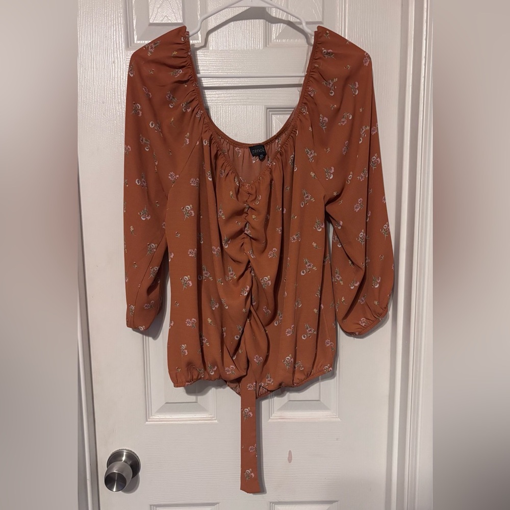 Zhenzi Women's Floral Rust Blouse
